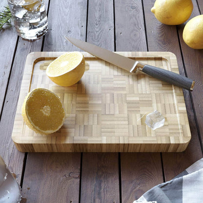 Cutting board made of 100% FSC certified bamboo - size M - with juice groove and recessed grips - from KD Essentials